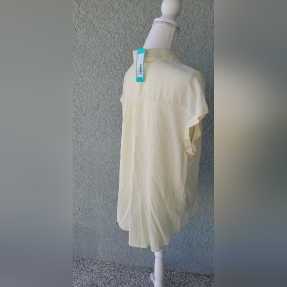 Fortune + Ivy Women's Light Yellow Button-Down Shirt - Picture 6 of 10